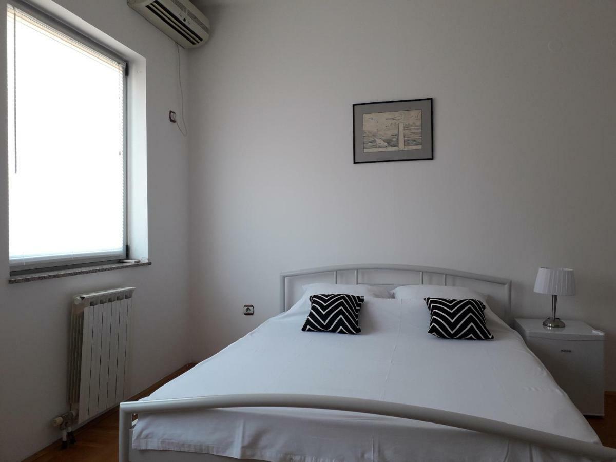 Apartman Dunja Ns 2 노비사드 외부 사진
