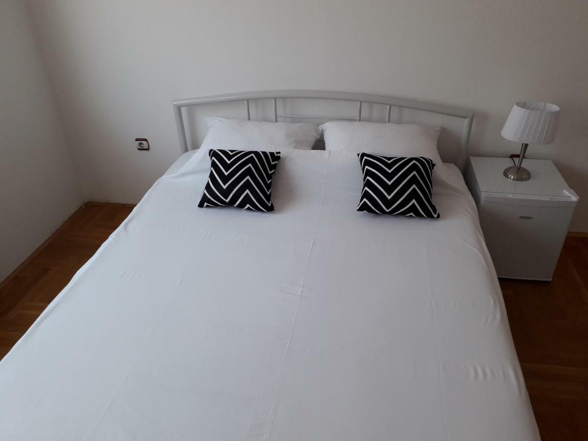 Apartman Dunja Ns 2 노비사드 외부 사진